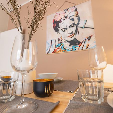 Bautzen Living Appartement - Zentrumslage Parkplatz Babybett Esterno foto