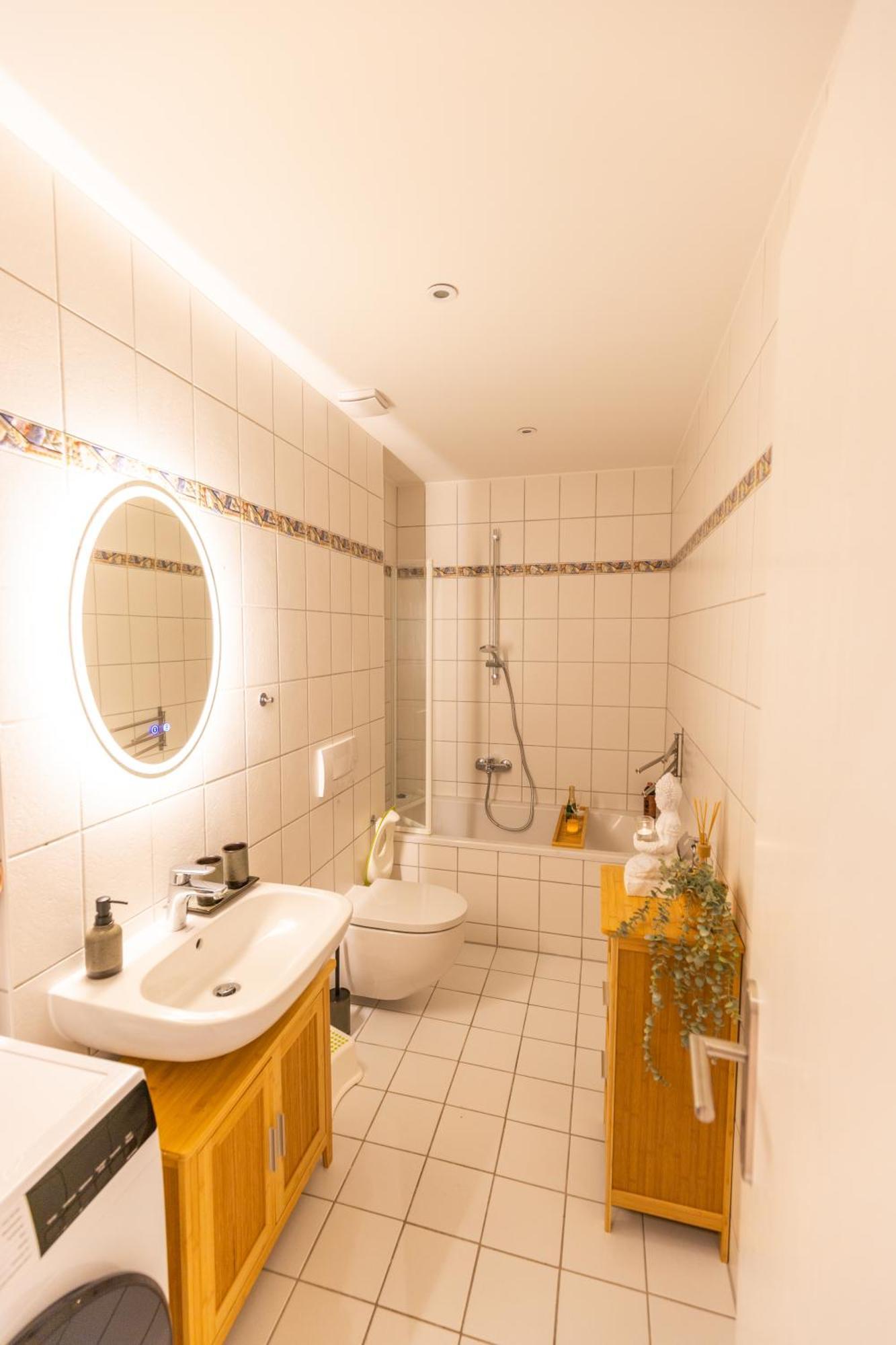 Bautzen Living Appartement - Zentrumslage Parkplatz Babybett Esterno foto
