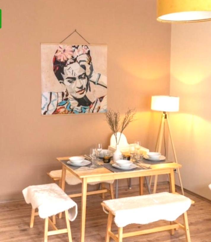Bautzen Living Appartement - Zentrumslage Parkplatz Babybett Esterno foto
